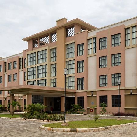 Protea Hotel By Marriott Benin City Select Emotan Exterior photo