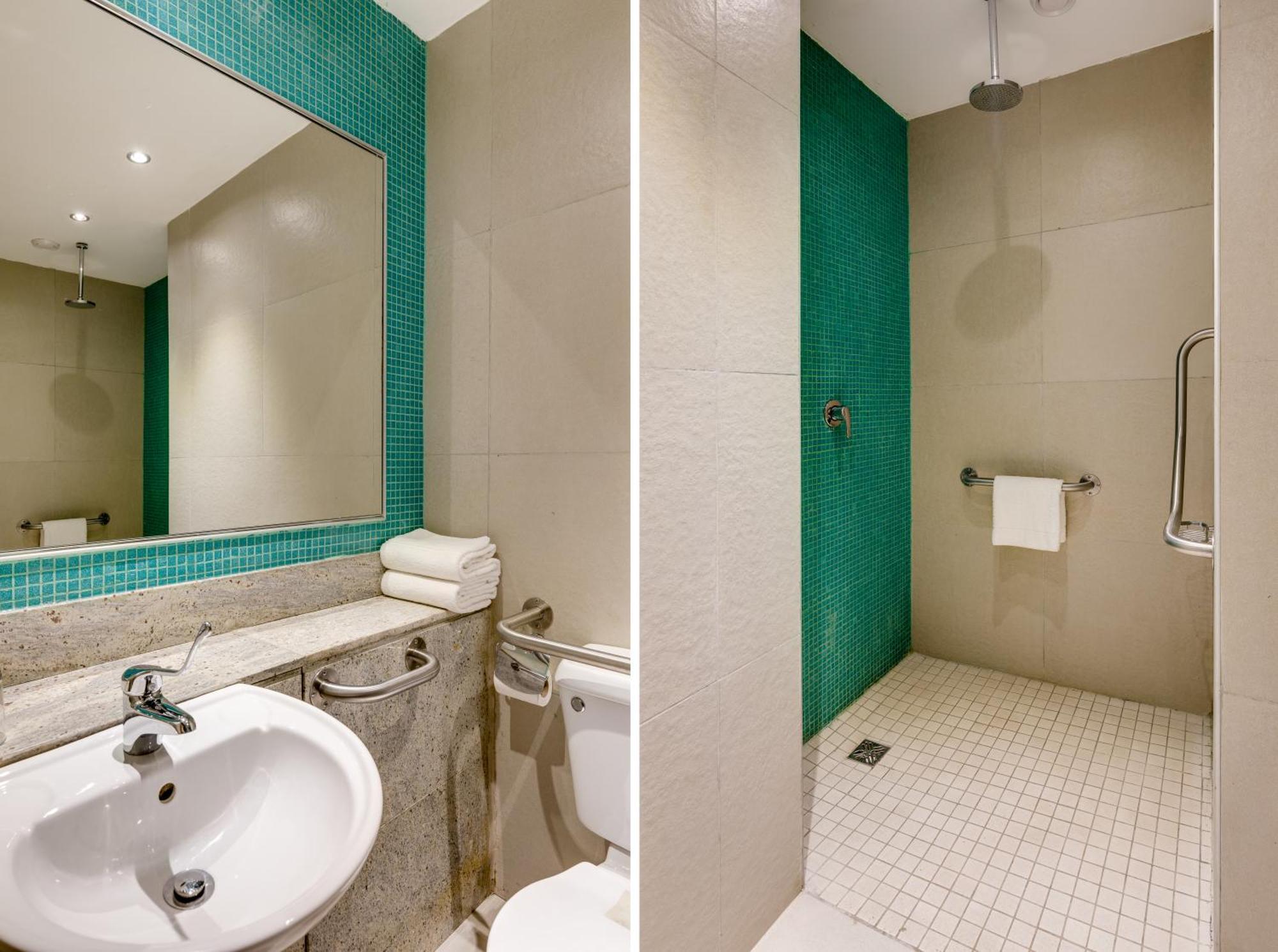 Protea Hotel By Marriott Benin City Select Emotan Exterior photo