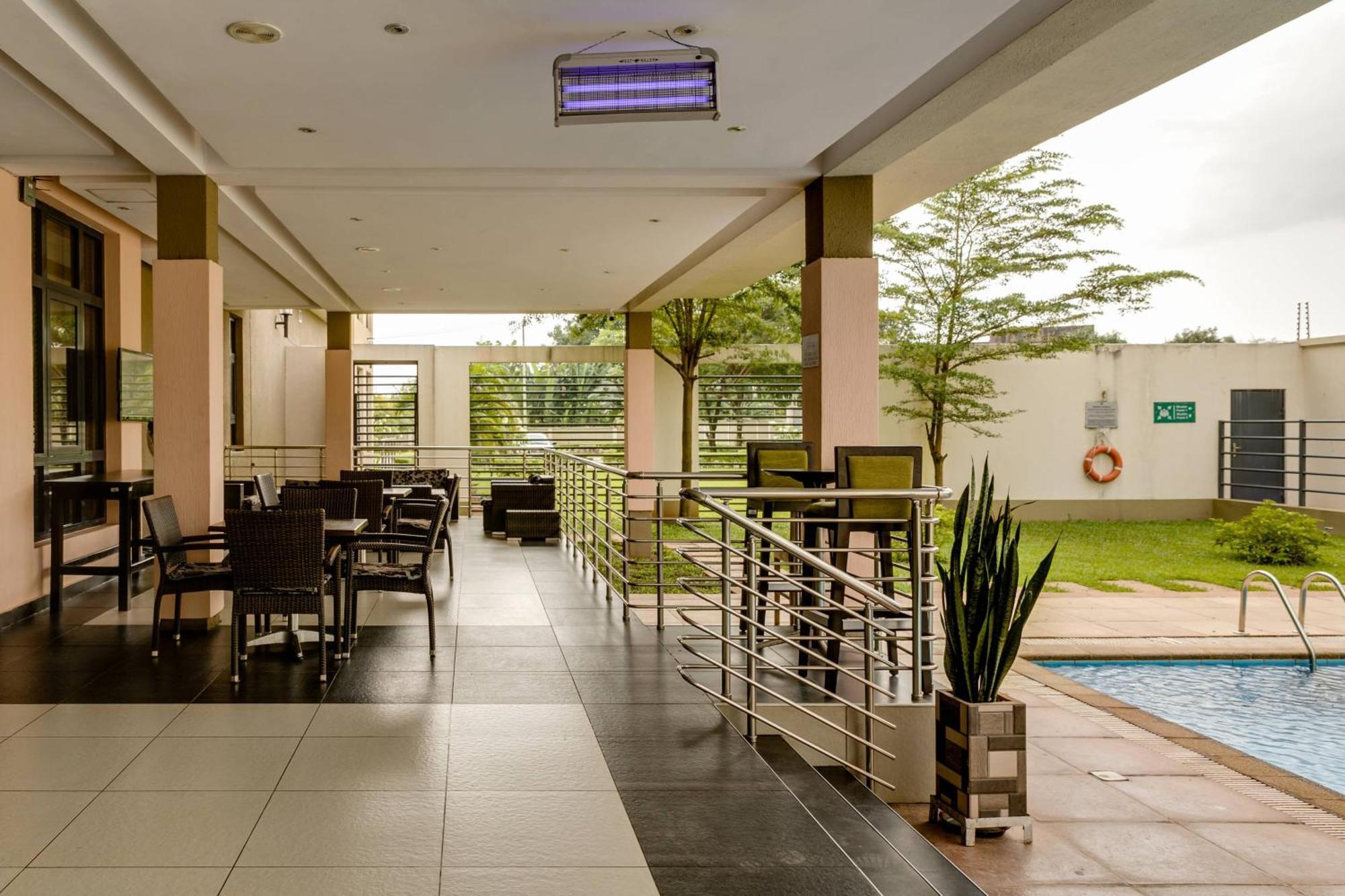Protea Hotel By Marriott Benin City Select Emotan Exterior photo